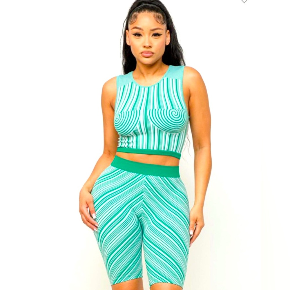 Cute 2-Piece Short Set in Green